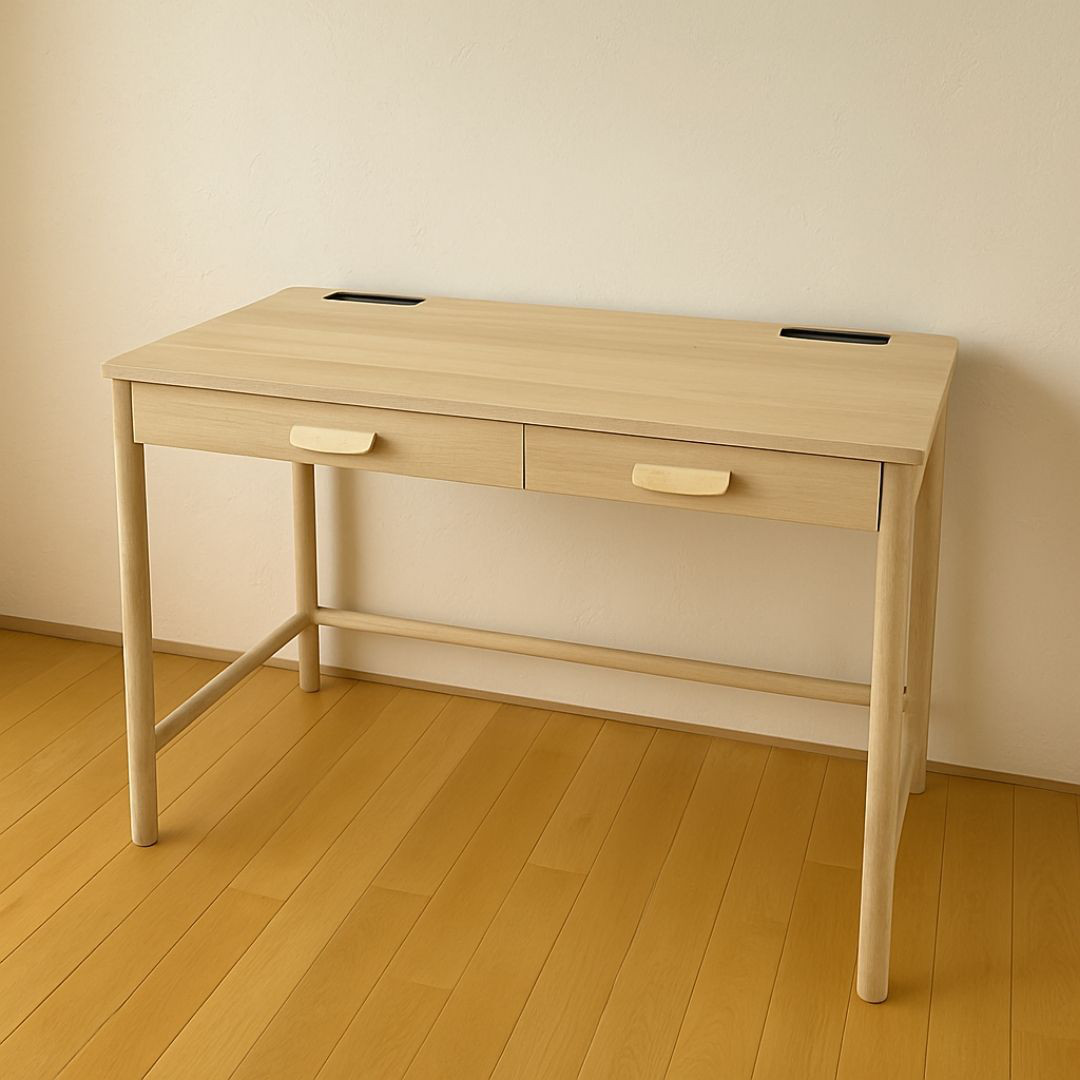 【こん　】無垢の木　￼天然木　テーブル　リビング　デスク　机