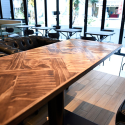 ヘリンボーンテーブル　フレンチヘリンボーン　カフェテーブル　ダイニングテーブル　ローテーブル　リビングテーブル　什器 3枚目の画像