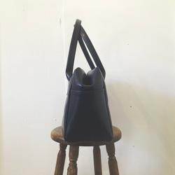 Sugar Mam 獨家 1950 年代法國古董 Atelier 包皮革包手提包牛皮海軍藍 第2張的照片