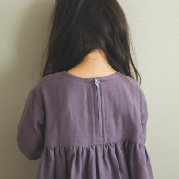 《全サイズ即納可》パープルのナチュラルワンピース《80〜130cm》女の子 大人っぽい 長袖 紫 ダブルガーゼ 秋冬 8枚目の画像