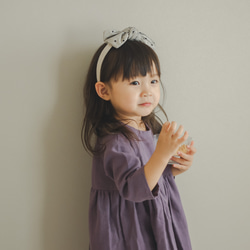 《全サイズ即納可》パープルのナチュラルワンピース《80〜130cm》女の子 大人っぽい 長袖 紫 ダブルガーゼ 秋冬 3枚目の画像