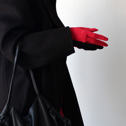 % PERCENT スマホ対応 手袋（レッド・ブラック）女性用・ウール１００%・タッチパネル対応・縫製手袋 7枚目の画像