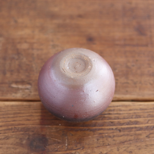 備前焼 小さな丸い一輪挿し【A】 【陶器・花器・花入れ・フラワー