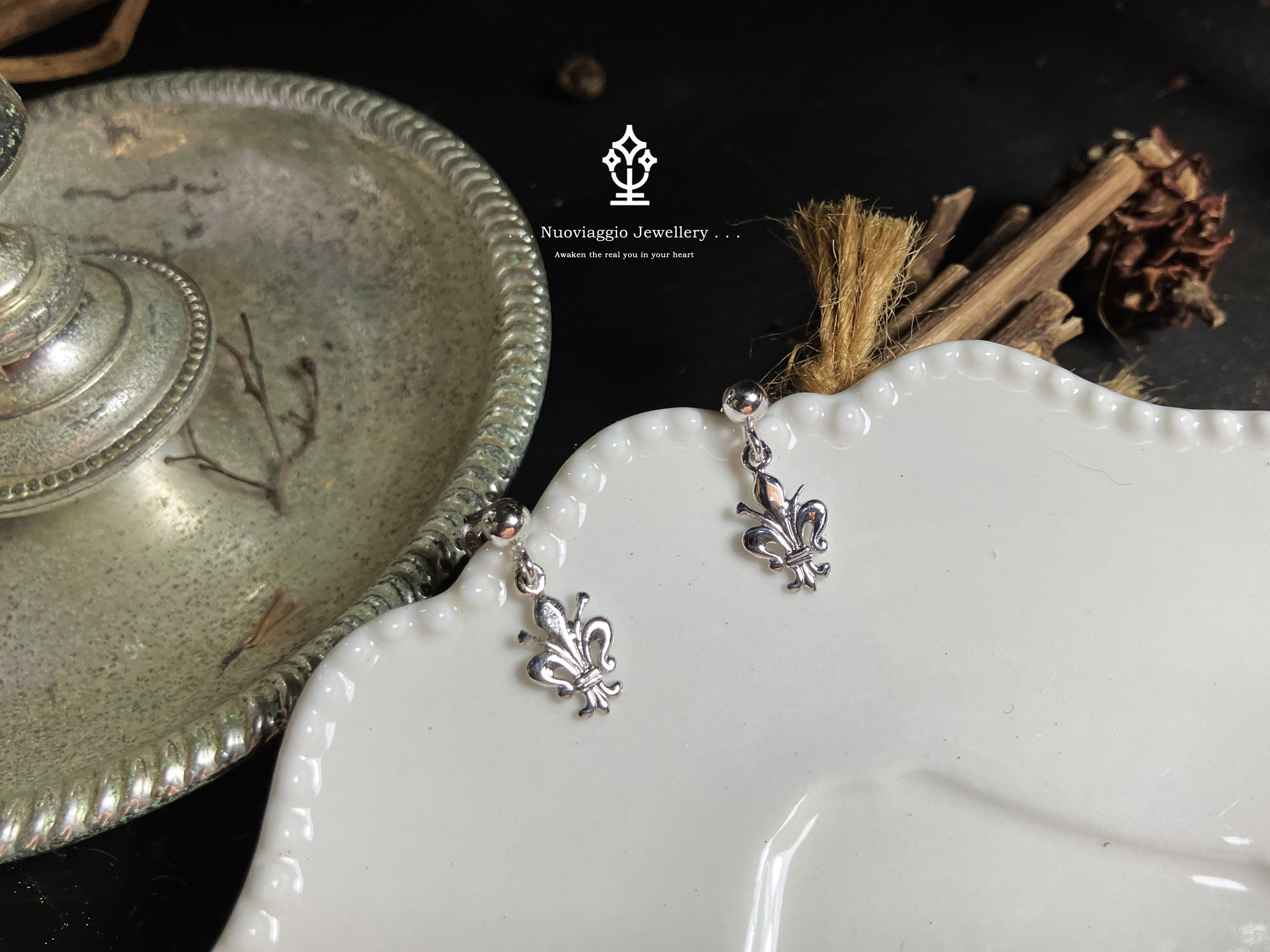 匿名配送変可！即発新品STEPHENDWECKシルバーフラワーピアス 楽天市場】STEPHENDWECK スティーブンデュエック フラワー