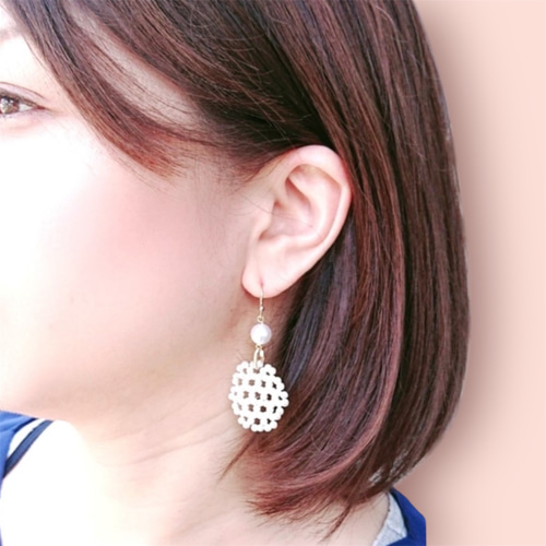 85 パールと蕾のワイヤー編み編み　ピアス・イヤリング 85 パールと蕾のワイヤー編み編み ピアス・イヤリング 【公式通販】