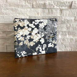 ワンハンドル　ホーボーバッグ  - Neutral Painterly Blossom 8枚目の画像