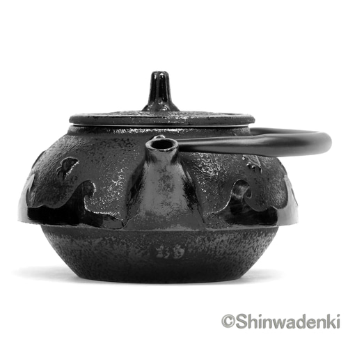 お取り寄せ】南部鉄器 ティーポット 急須 波千鳥 0.3L 日本製 内面