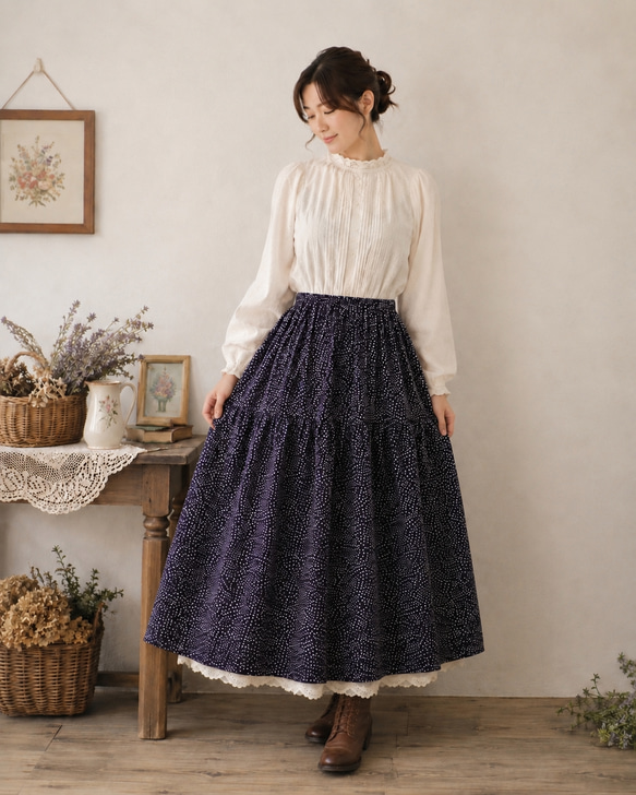 刺繍スカラップレース チラ見せ裏地付き 大人可愛い小花柄 上品ブルー