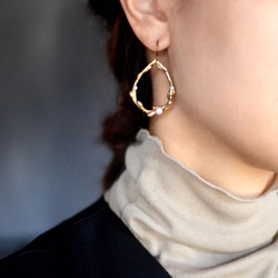 Shizuku Wreath / earrings - Pearl 2枚目の画像
