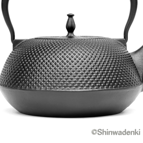 南部鉄器 鉄瓶 平形アラレ ひねりつる（黒）1.6L 黒焼付仕上 日本製