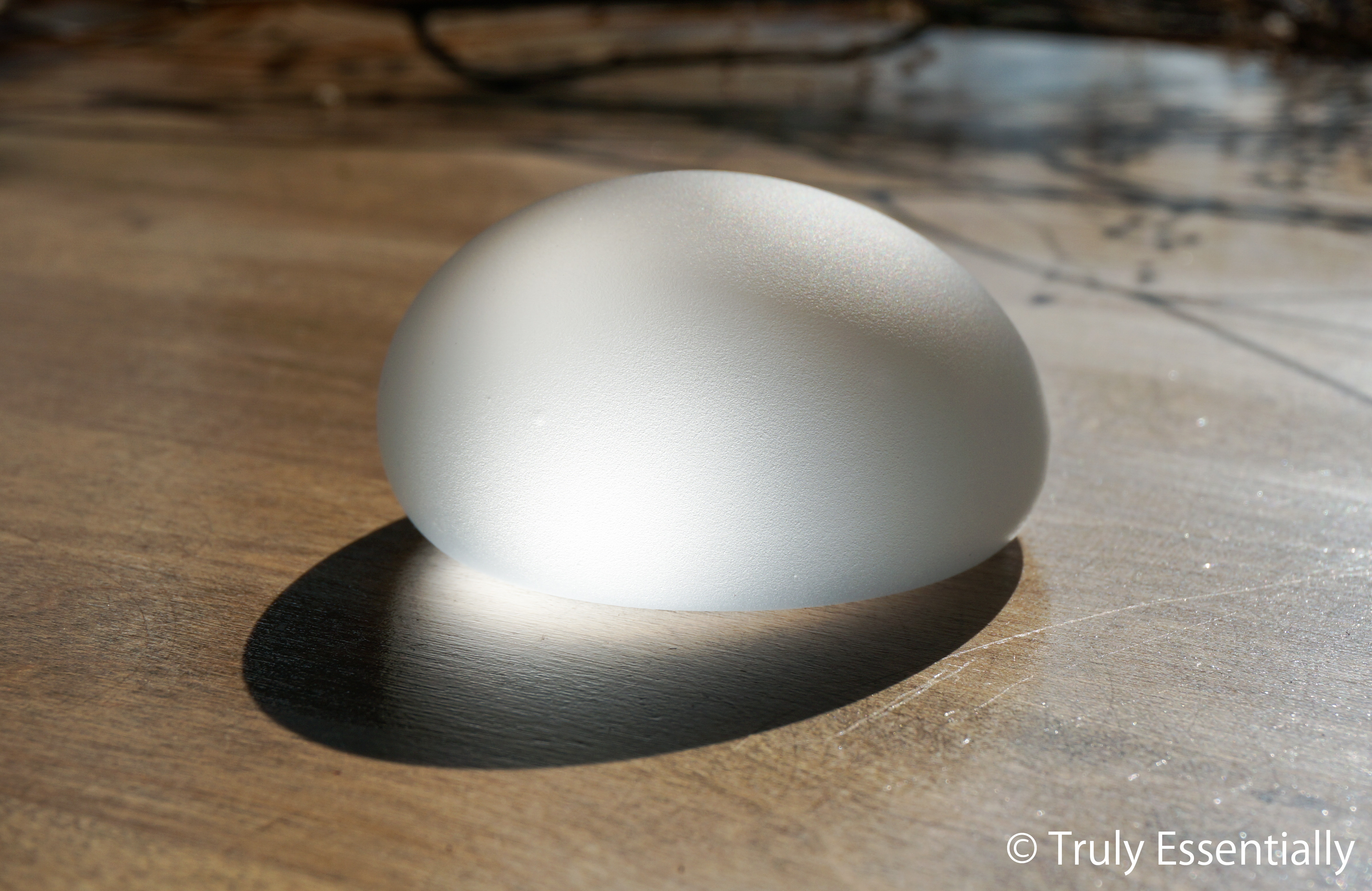 無色つや消しガラスのインテリア・オブジェ - 「いる・ある・きえる」● 9cm 10,500円