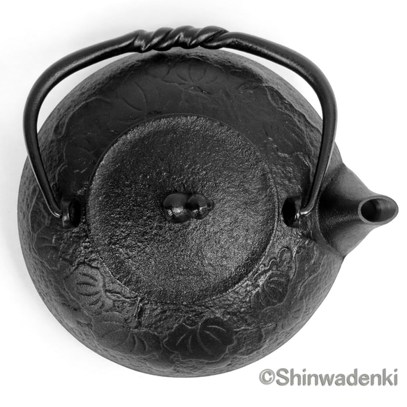 南部鉄器 鉄瓶兼用急須 小鉄瓶 瓢（黒）0.5L 茶漉し付 内面素焼き・酸化被膜仕上 日本製 ガス対応 3枚目の画像
