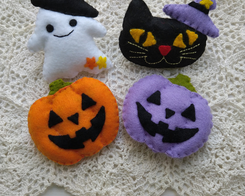 [専用　こり様]刺繍 チャーム ストラップ ハロウィン ハンドメイド フェルト 専用 こり様]チャーム 刺繍 フェルト ストラップ ハロウィン
