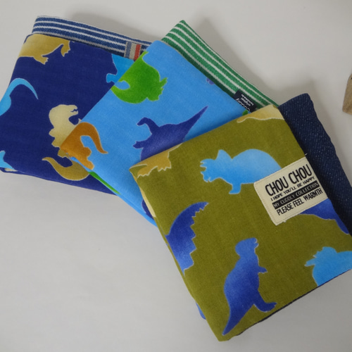 恐竜A*8重やわらかガーゼハンカチ*大3枚セット ハンカチ・手ぬぐい  