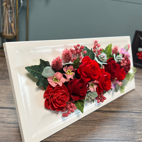 美品！ローズギャラリー赤い薔薇ドーム型ケース入り 美品！ローズ