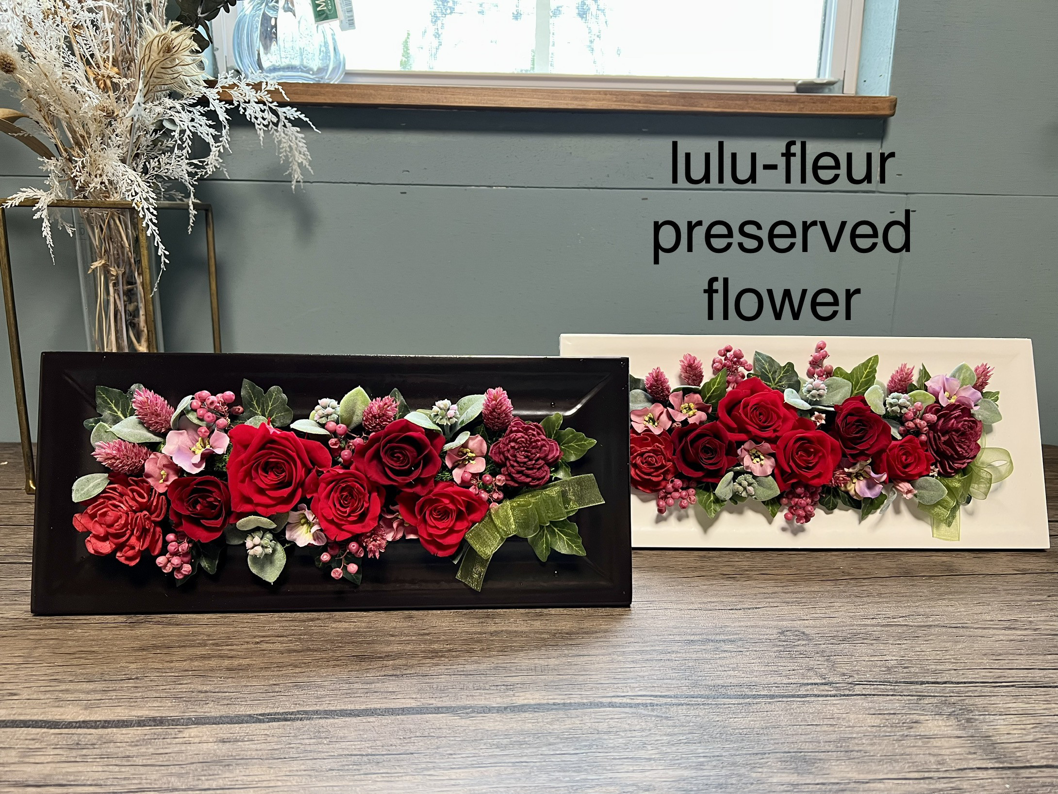 壁にも掛けれる♡赤薔薇のブラウンフレームアレンジ　横長30㎝　「専用クリアケース入り」red rose 送料無料