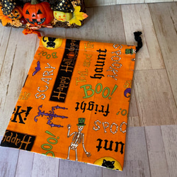 ハロウィンを楽しもう！巾着袋　バイカラー　オレンジ＆ホワイト　裏なし　アメリカンコットン　送料込み 1枚目の画像