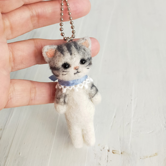 まるまる】 羊毛フェルト 猫 シャムトラ キーホルダー - その他