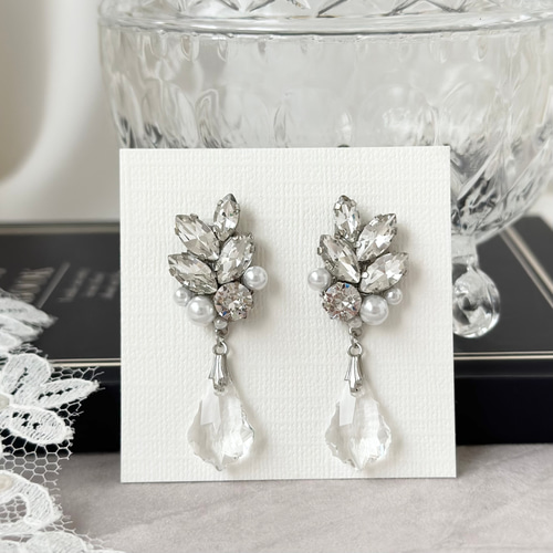 ♡ハンドメイド♡ビジューピアスイヤリング№805 リーフ ビジュー ピアス イヤリング [ 結婚式 お呼ばれ パーティ