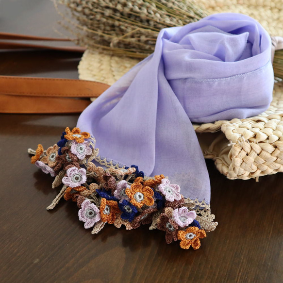 【數量有限】3D蕾絲花朵棉質披肩「野花」薰衣草 第2張的照片
