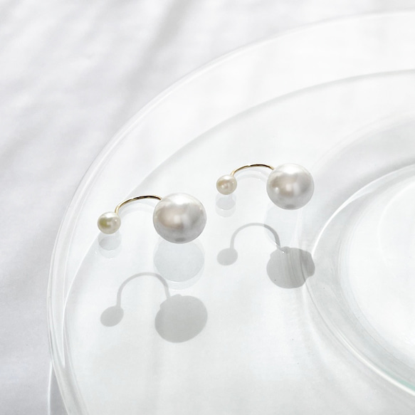 【当店一番人気ピアス】ダブルパールピアス【wht】淡水パール ご褒美アクセサリー クリスマス  プレゼント ギフト 2枚目の画像