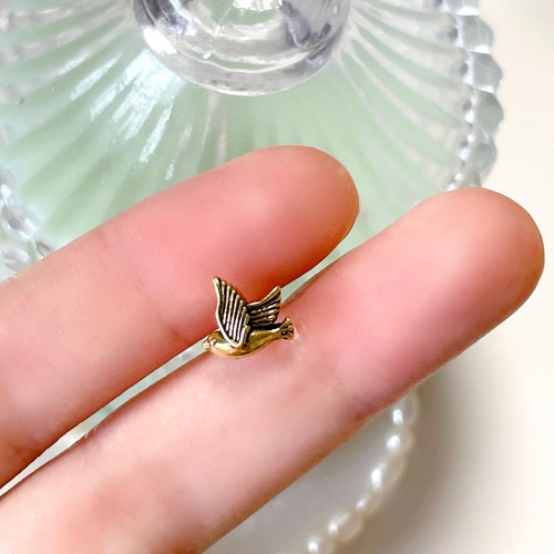 アンティーク　小鳥　ピアス 鳥 雑貨/セキセイインコのピアス Twinkle Parakeet SILVER : 鳥