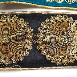4本セット インド刺繍リボン スパンコール チロリアンテープ ☆手芸 エスニック 民族衣装 サリー 7枚目の画像