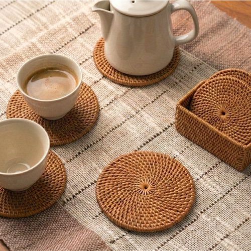 お茶会に大活躍♪ケースにコンパクトに収納☆ コースター6枚セット