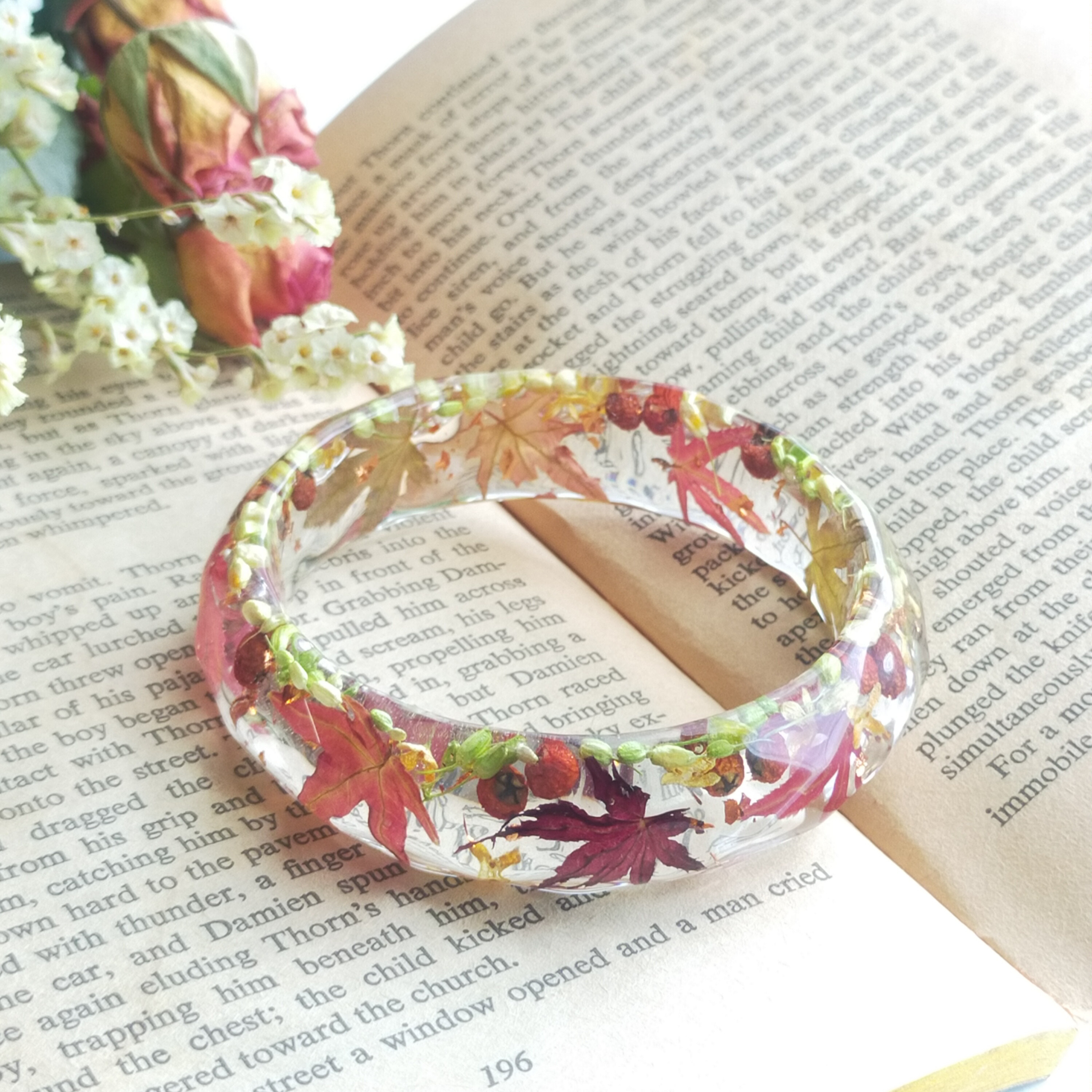 参考J流木ハンガーつき生枝もみの木ミニフライングリース冬