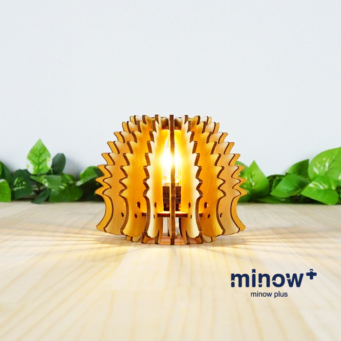 「はりねずみ」木製フロアランプ 照明　おしゃれ　北欧