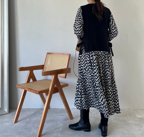 【再販】重ね着に最適な サイドスリット ニットベスト  リニューアル【サイドリボンニットベスト】 10枚目の画像