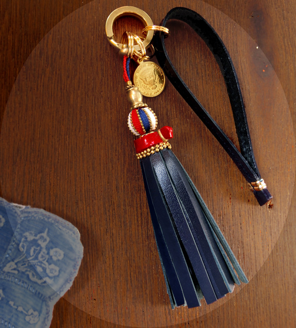 美品　ベルルッティ　ベネチアンレザー　タッセルキーホルダー　キーリング　レッド Berluti キーリング 美品 ベルルッティ ベネチアンレザー タッセル