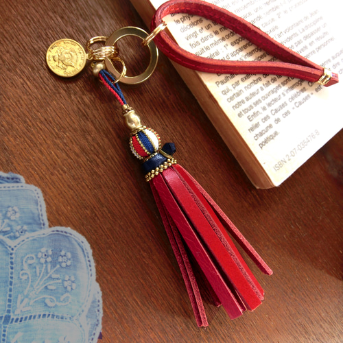 美品　ベルルッティ　ベネチアンレザー　タッセルキーホルダー　キーリング　レッド 美品 ベルルッティ ベネチアンレザー タッセルキーホルダー