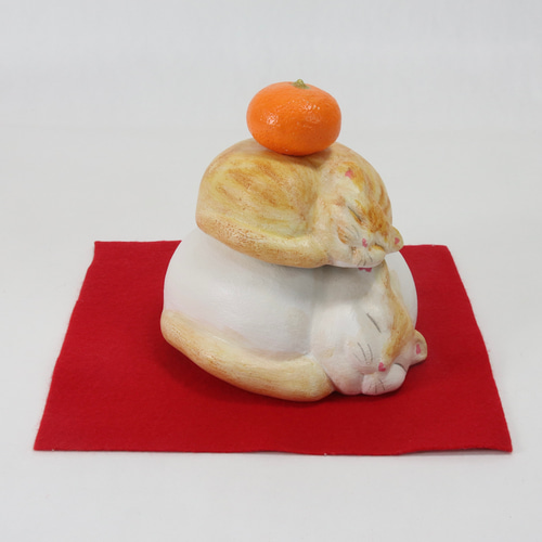 眠り猫鏡餅 鏡餅 Eishun えいしゅん 通販 10304928｜Creema(クリーマ)