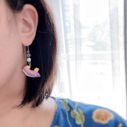 シンデレラウミウシ ピアス【片耳】/陶器製 イヤリング 1枚目の画像