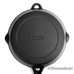 【お取り寄せ】南部鉄器 ダッチオーブン スキレット フライパン24cm（鉄蓋付） 日本製 ガス・IH対応 アウトドア 3枚目の画像