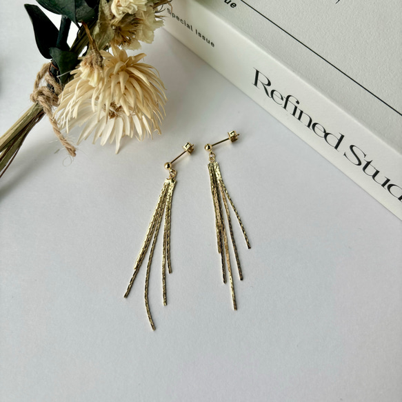No.54】メタルフリンジタッセルのロングピアスorイヤリング ピアス  