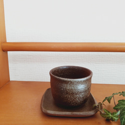 備前焼 小さな植木鉢と四角い豆皿 4枚目の画像