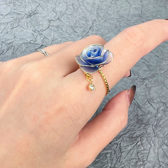 ラナンキュラス -ブルー- リング 指輪 フォークリング サイズフリー 18k お花 薔薇 フラワー プレゼント 推し活 7枚目の画像