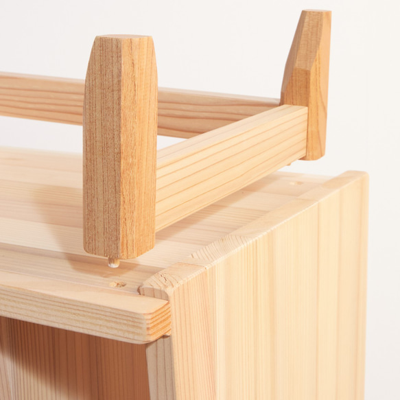 天然木の香り　おしゃれで長く使える絵本棚　たくさん入るナチュラル本棚　北欧 　完成品　ウッド IQY1365283807(10500円)