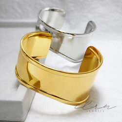 仁尾彫金『k18プレート、幅5mm平打ちバングル』ハンドメイド301