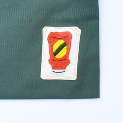 ぷっくりケチャップの緑なサコッシュ＜名前・イニシャル刺繍オーダー可＞ 2枚目の画像