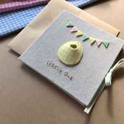 小小圍兜的祝福 |手工卡| 生日卡| Handmade Baby card 黃色2.0版 第2張的照片