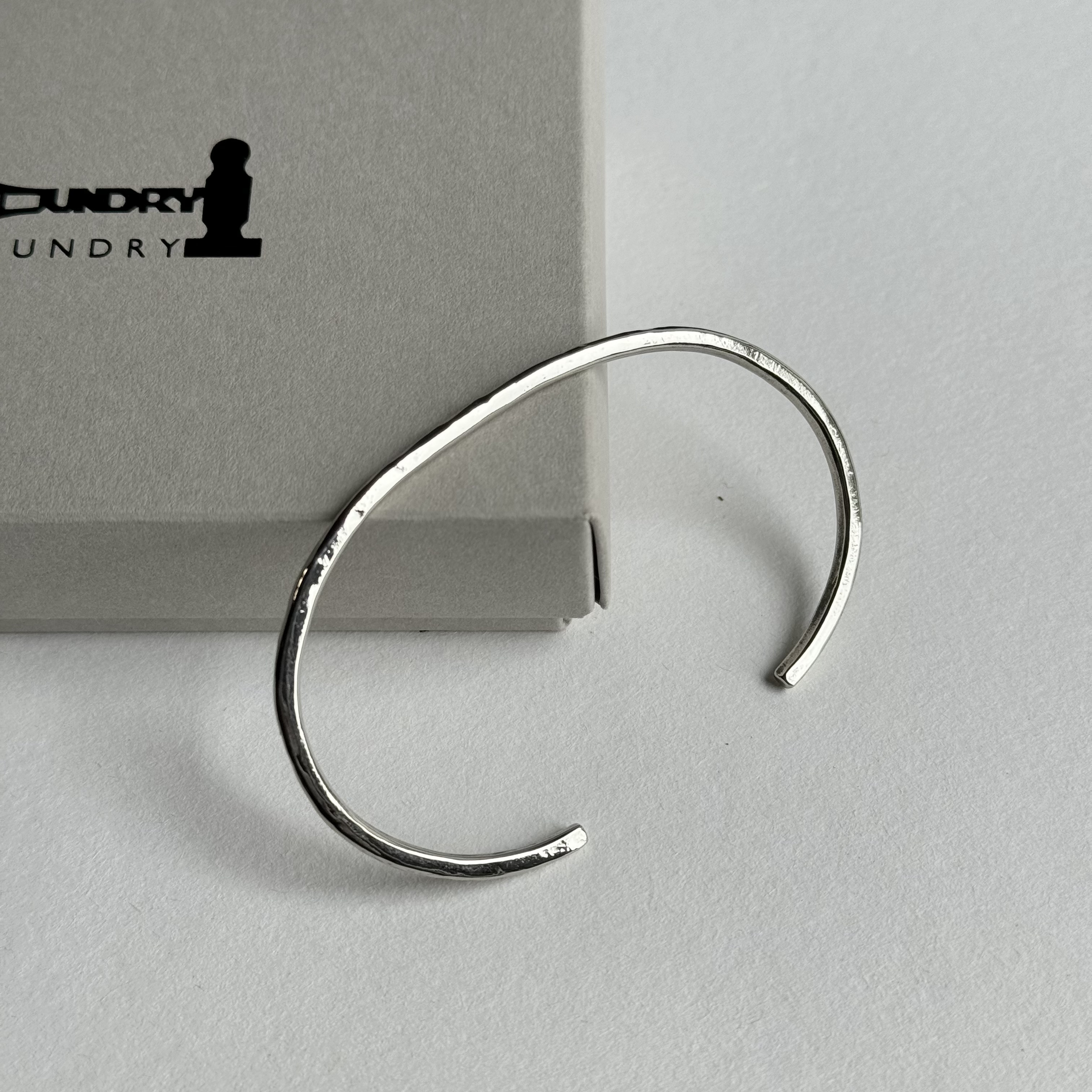 トライアングル 自作 洋白製 10mm×15cm 受注生産】Nb/no.1G - 洋白バングル(鏡面仕上) バングル・リストバンド