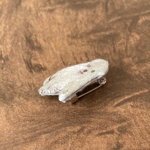 円山応挙 「朝顔狗子図杉戸」の手刺繍ミニブローチセット(右戸