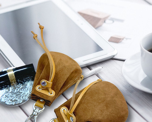 スウェードレザー巾着ポーチ 542a515e162aa8410c75f9a262aa18