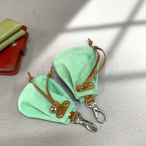 巾着風の可愛い アクセサリーケース.スエード素材 巾着風の可愛い アクセサリーケース.スエード素材 巾着風の可愛い