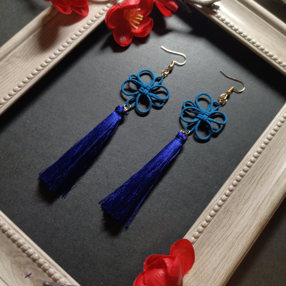 吉祥結びとタッセルのピアス(イヤリング)（青）【チャイナ【中華【卒業