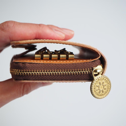 鑰匙皮夾【小錢包+鑰匙包】（萬壽菊）牛皮緊湊型 第10張的照片