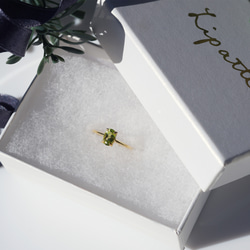 6毫米橄欖石橢圓形刻面爪戒指（垂直或水平） - 太陽之石 第4張的照片